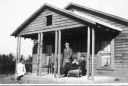 Filename=1940-41Arvie___Ed_Sprouse___Gladys_Sisson.jpg
Filesize=217KiB
Dimensions=620x420
Date added=Jul 13, 2015 1940-41Arvie___Ed_Sprouse___Gladys_Sisson.jpg